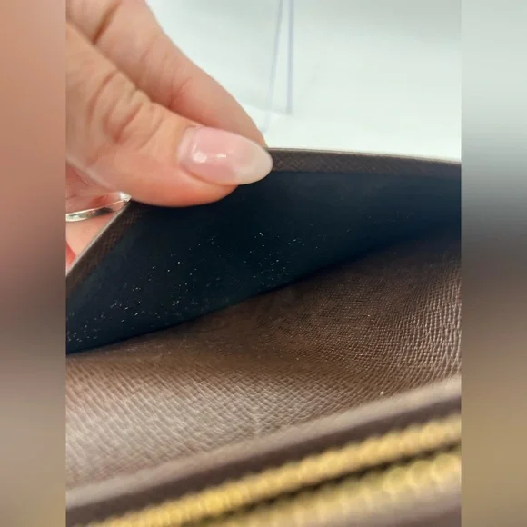 (SOLD) Louis Vuitton Tresor Wallet (CA0947) - Picture 16 of 17